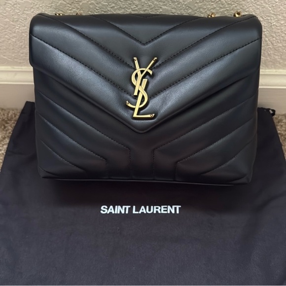 Saint Laurent Loulou Small YSL Shoulder Bag in Quilted Leather Gold Hardware - Picture 2 of 16